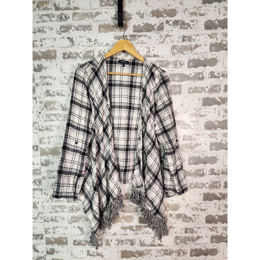 Torrid Cardigan Size Large White Plaid Flannel Fringe Hem Open Western Drape